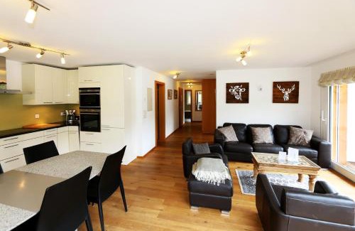 Saas-Fee Apartment | Hollywood