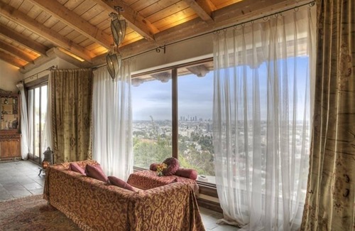 Hollywood Heights House | Hollywood Hills 6,000 sq.ft. Villa in the Sky - Breathtaking Views - DISCOUNTS