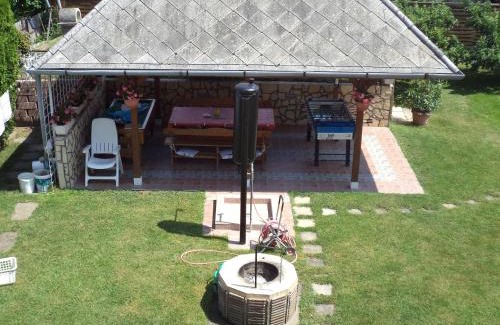 Balatonfoldvar House | Holp Vendégház