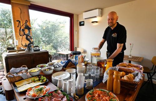 Ortslage Trotha Other | Holzhütte-Camping-Pod mit Sauna & Frühstück