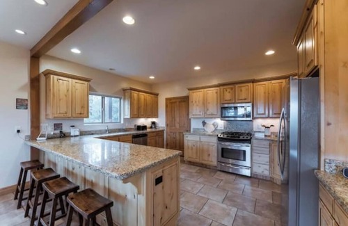 Zion National Park East Entrance House | Home 08 Timber Ridge Vacation Home, 3b/3b, 2300sf