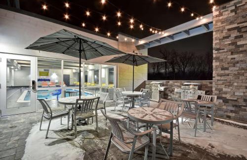 Jackson Hotel | Home 2 Suites By Hilton Jackson