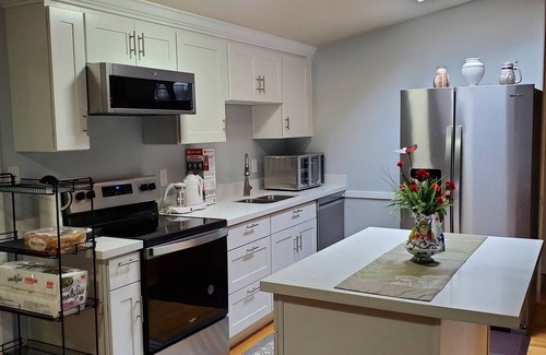 SeaTac House | Home 5-7 minutes from Sea-Tac airport,
