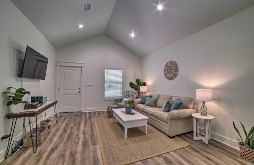 Rockport House | Home at Holiday Beach - Castaway at Misty Oak!