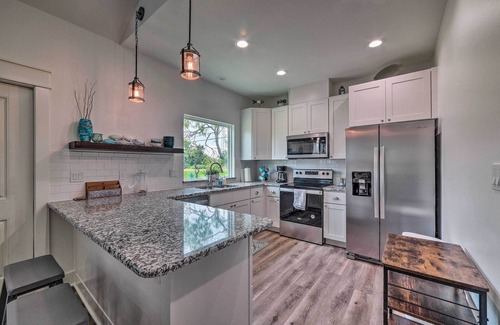Rockport House | Home at Holiday Beach - Castaway at Misty Oak!