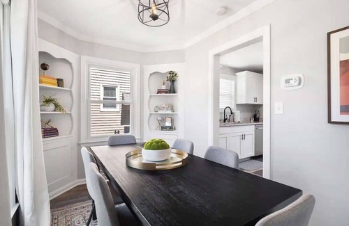 South Euclid House | Home Away From Home - Beautiful Yard