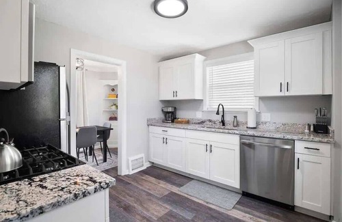 South Euclid House | Home Away From Home - Beautiful Yard