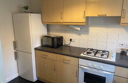 Nottingham House | Home Away From Home! Lovely House Near M1