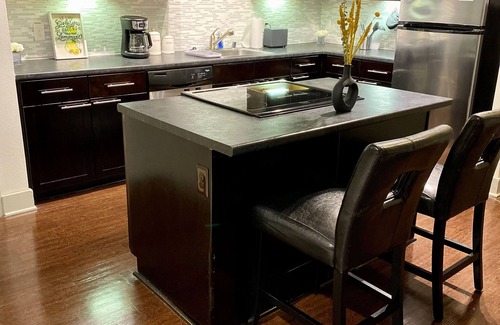 Oak Cliff Apartment | Home Away from Home