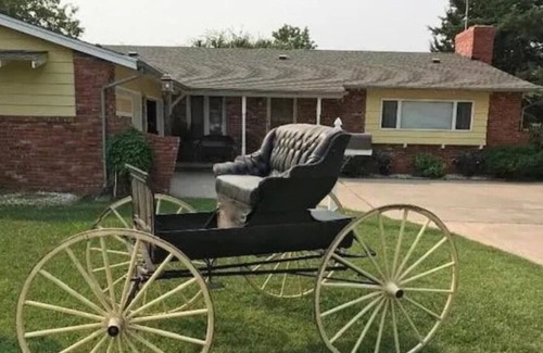 Ellinwood House | Home Away From Home