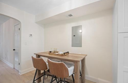 Washington Apartment | Home away from Home