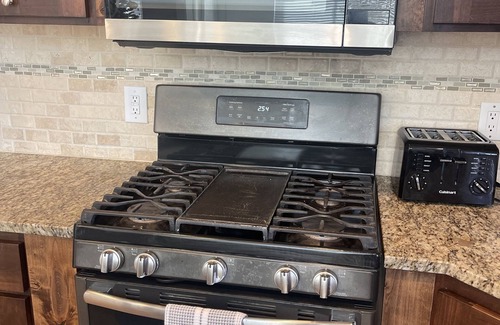 West Jordan House | Home Away From Home/Has Everything you NEED/Spacious and Clean/Friendly Host