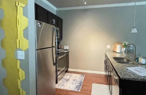 Overland Park Apartment | Home Away...