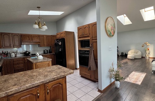 Town of Porter Villa | Home Away on Lake Ontario
