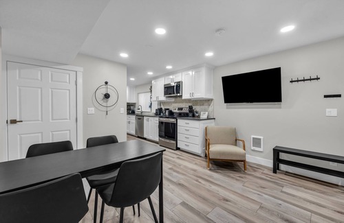 Sandy Apartment | Home Base for Winter Ski Adventure & Salt Lake City Events