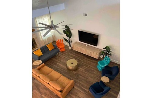 Milwood House | *Home by Domain, Q2, tech & attractions*