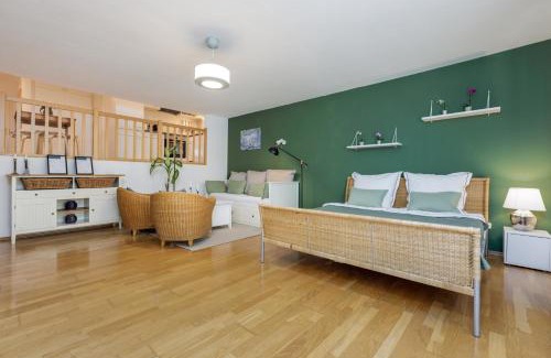 Wiesbaden Apartment | Home by Doni I Zentral I Haustiere erlaubt I Balkon I 4 PAX
