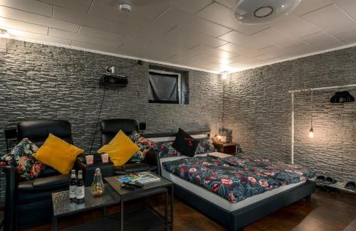 Niederzwehren Apartment | Home Cinema Kassel