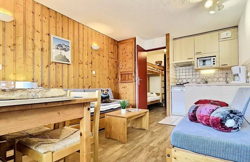 Le Lavachet Apartment | Home Club Residence - Studio 4 people + parking in the heart of Lavachet
