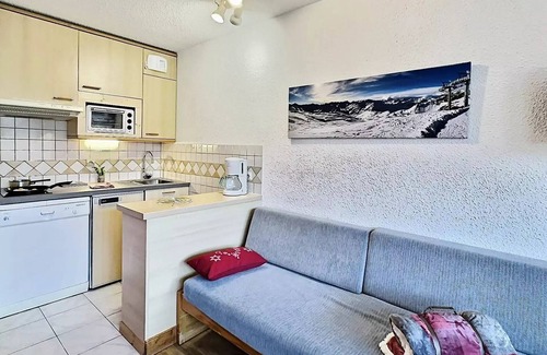 Le Lavachet Apartment | Home Club Residence - Studio 4 people + parking in the heart of Lavachet