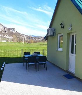 Savnik House | Home Delic Komarnica