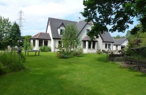 Marybank Bed & Breakfast | Home Farm Bed and Breakfast