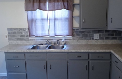 Davenport Apartment | Home feeling away from home traveling nurse discounts