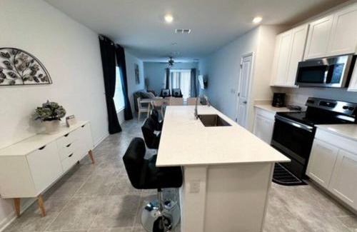 Davenport House | Home Happy Devenport (47782589)