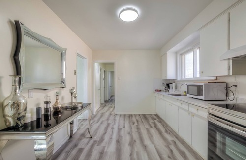 Scarborough House | Home In Bluffers! 5 minutes to the Bluffers Park