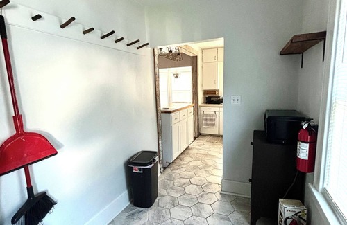 Cedar Falls House | Home in Cedar Falls-updated cottage