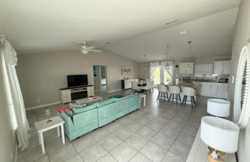 Englewood East House | Home in Englewood