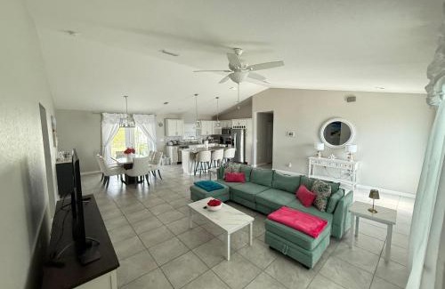 Englewood East House | Home in Englewood