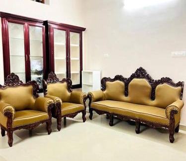 Guruvayur House | Home in Guruvayur-3 Bedroom(1AC)+Living+Kitch