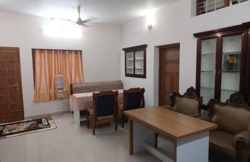 Guruvayur House | Home in Guruvayur-3 Bedroom(1AC)+Living+Kitch
