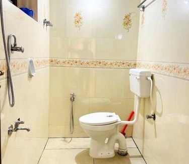 Guruvayur House | Home in Guruvayur-3 Bedroom(1AC)+Living+Kitch