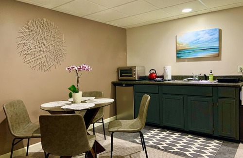 Woodfin House | Home in Nature while 10 min drive to downtown