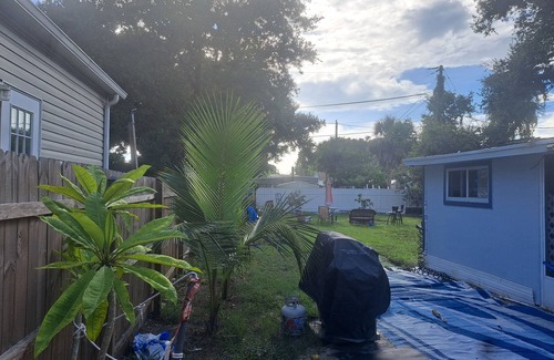 Nokomis House | Home in Nokomis 2 bed room 2 bathroom