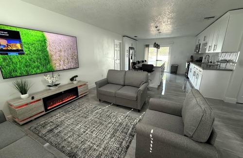 Azalea Park House | Home in Orlando
