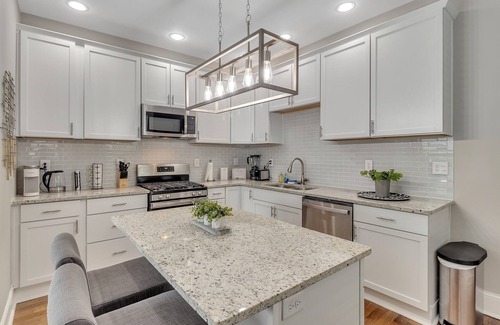 Bellevue House | Home in the Heart of Bellevue! by RedAwning