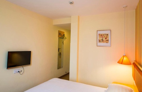 Pudong Hotel | Home Inn Shanghai Pudong Chuansha Mianjing Road