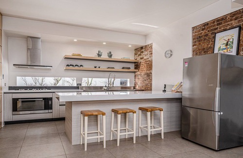 Armidale House | Home on Rusden, TOP NOTCH