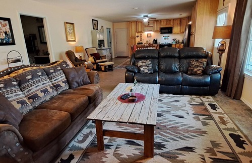 Huntsville Cottage | Home on the Ranch