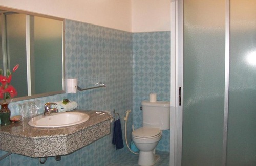 Tak Hotel | Home Paradise Resort Tak