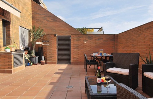 Cabrera de Mar Apartment | Home Pool and Beach · Planta baja w/piscina - 5 min de la playa