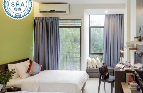 Hua Mak Apartment | @Home Residence
