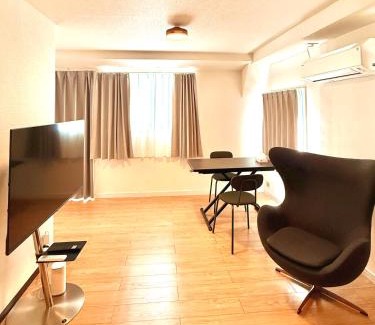Nishi-Shinjuku Apartment | home shinjuku west301