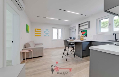 Lugano Apartment | Home Sofia Room 2 - Modern Station -By EasyLife Swiss
