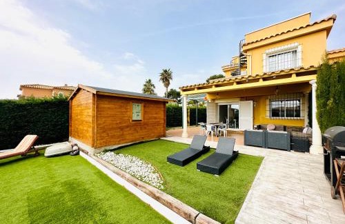 Miami Platja House | Home Solemio Miami Playa - Only Families