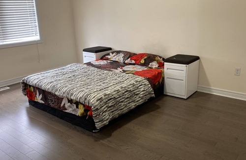 Brampton House | Home Stay Canada