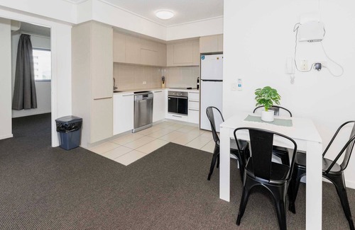 Townsville Apartment | Home to Holiday at Kensington